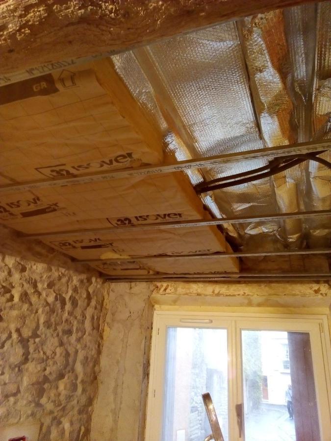 Le Petit Studio - 15 M2 - Centre Ville - Sorgue A 50 M LʼIsle-sur-la-Sorgue Dış mekan fotoğraf
