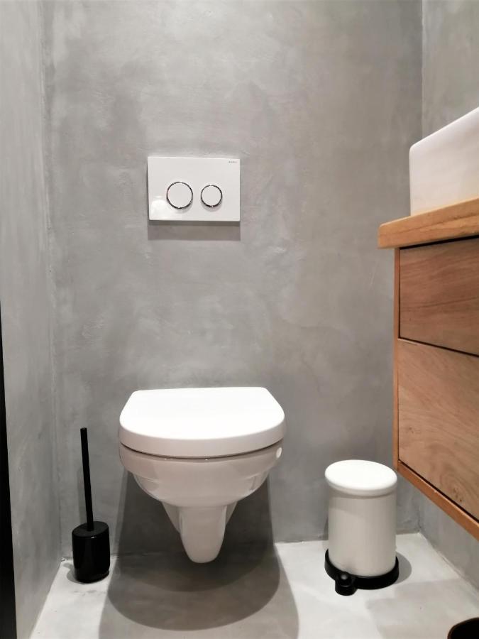 Le Petit Studio - 15 M2 - Centre Ville - Sorgue A 50 M LʼIsle-sur-la-Sorgue Dış mekan fotoğraf